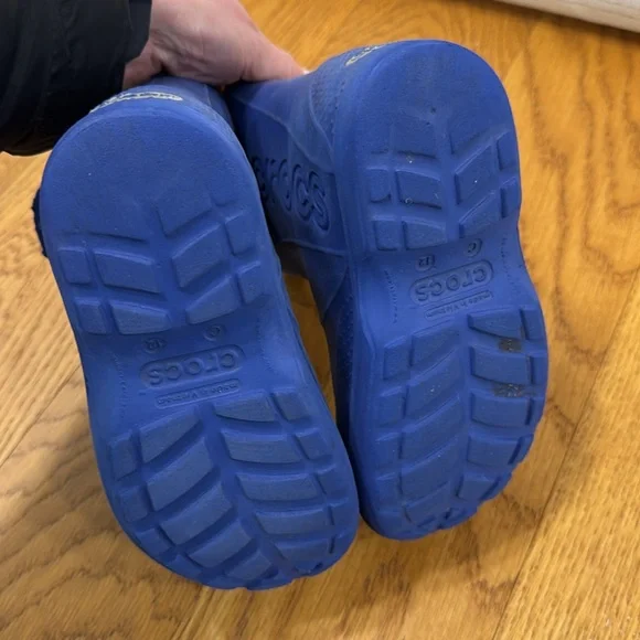 Kids Toddler boys bright blue Crocs rainboots size 12 - Picture 8 of 13